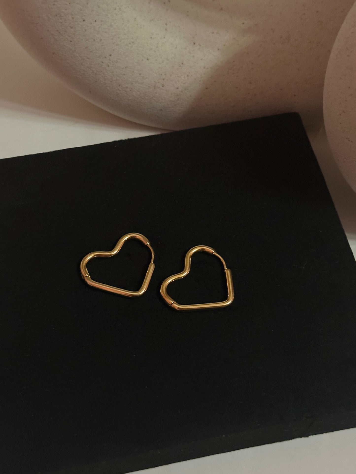 heart earring