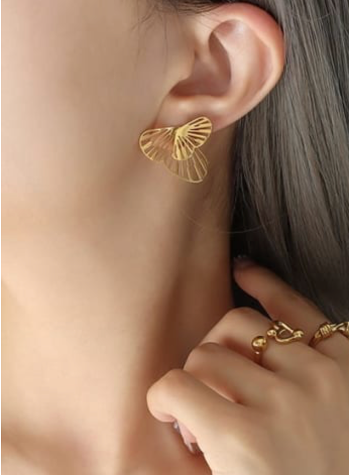 Butterly earring